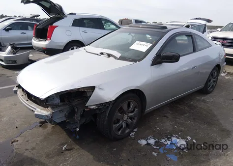 2004 Honda Accord 2.4 Ex from USA, damaged, VIN 1HGCM72544A021132